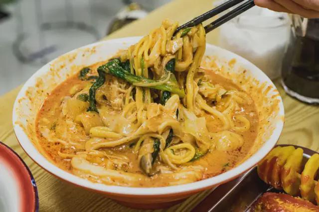 动了？一香的南京麻辣烫江湖！pg电子平台谁的 DNA(图10)